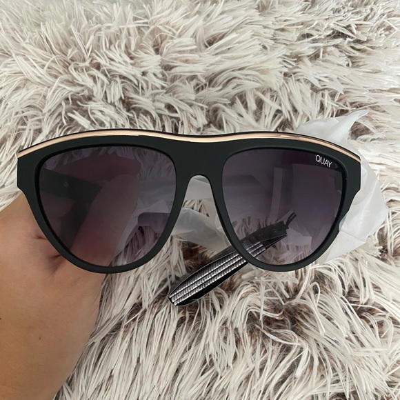 Quay flight risk sunglasses - Picture 5 of 5